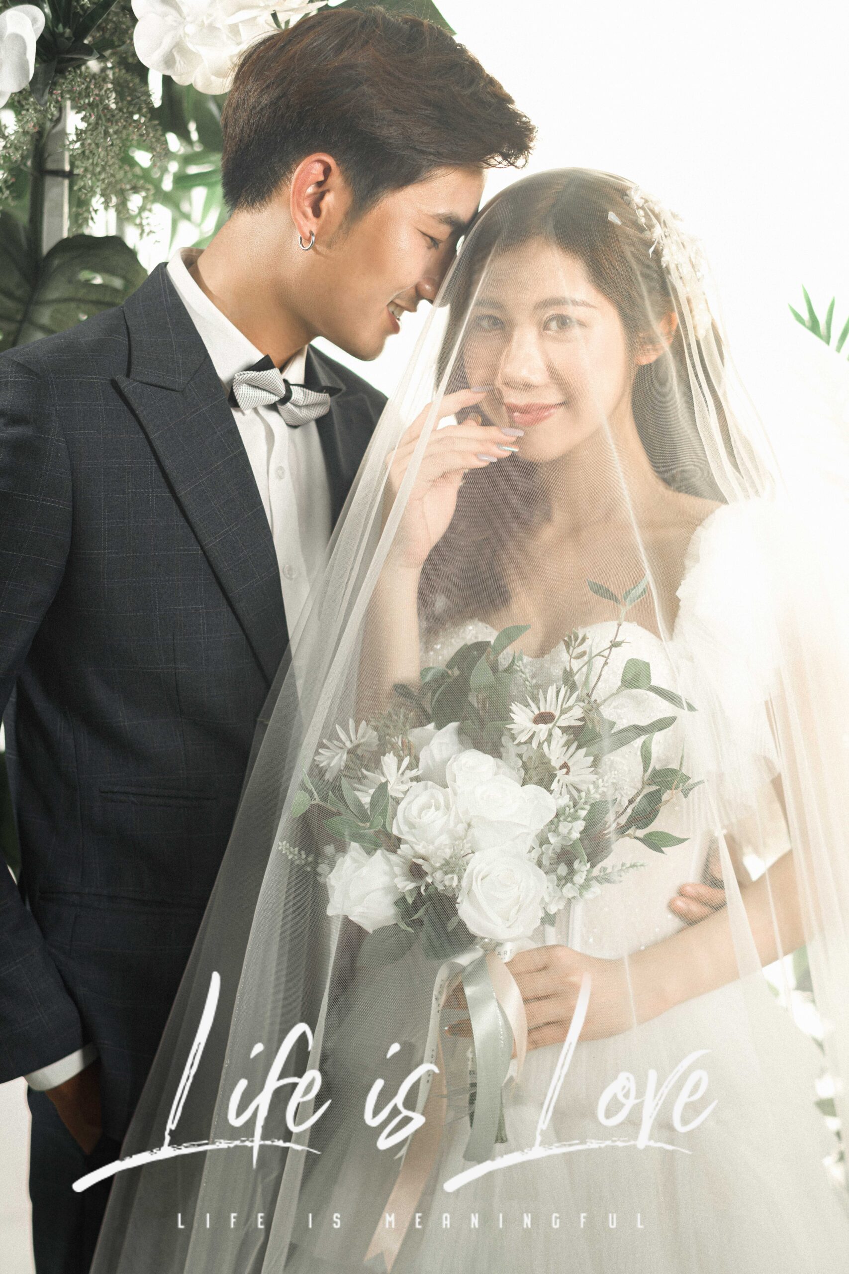 Bảng giá trọn gói chụp ảnh cưới studio tại Hà Nội giá rẻ uy tín