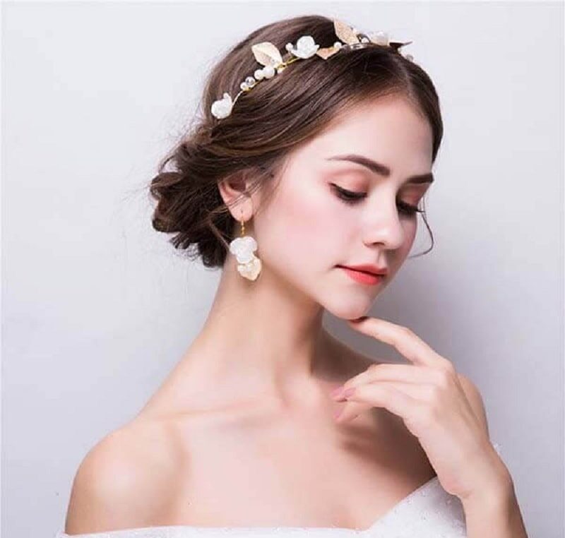 Top 10 kiểu makeup cô dâu tóc ngắn thêm xinh xắn, lung linh
