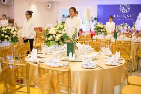 TOP 8 Nhà hàng tiệc cưới đẹp tại Thành phố Thủ Đức - VÁY CƯỚI CAO CẤP LINH NGA BRIDAL