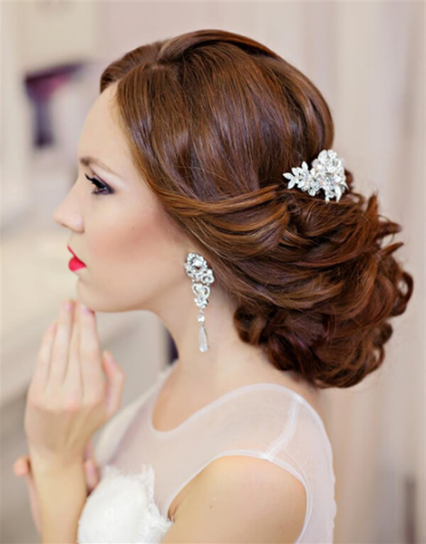 Những kiểu tóc cưới thắt bím đẹp nhất cho cô dâu thêm quyến rũ