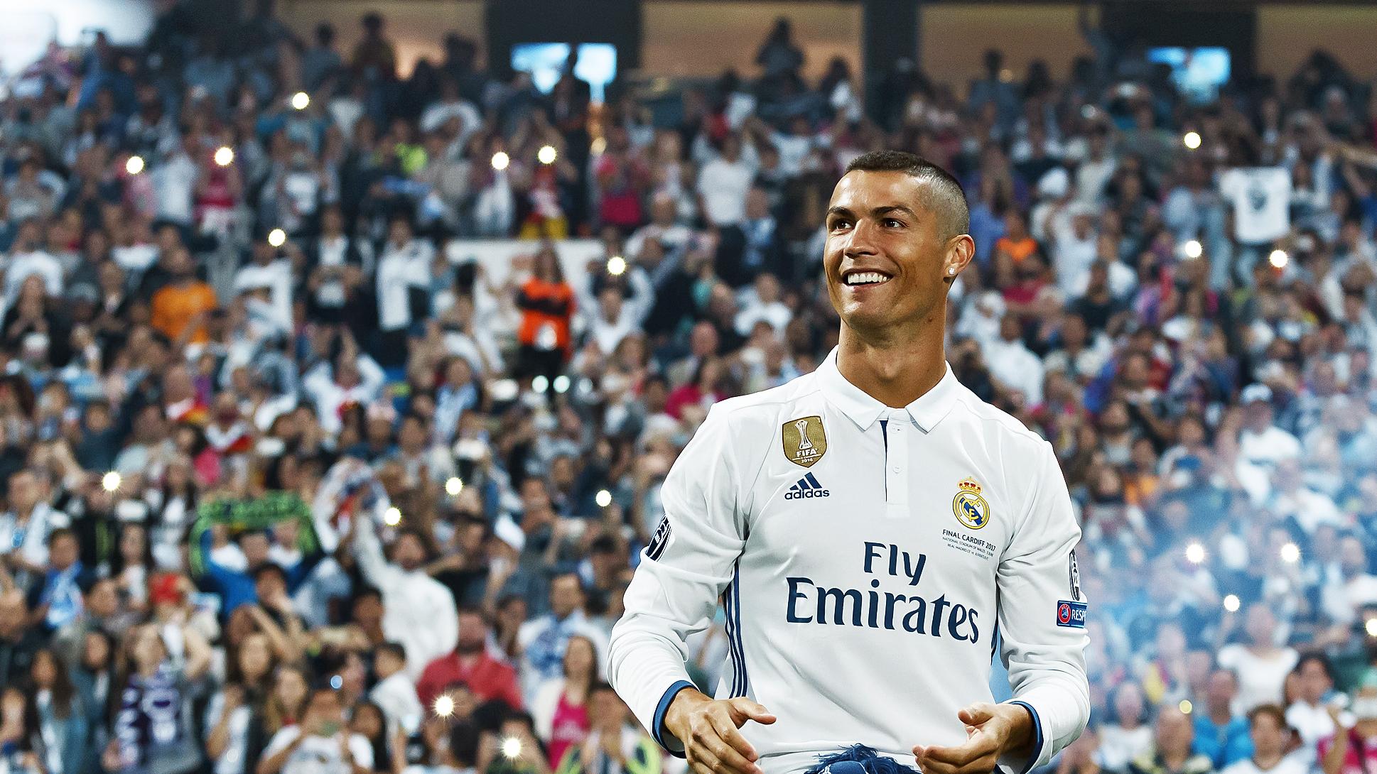 Vì sao Ronaldo rời Real Madrid? Sự thật của thương vụ chuyển nhượng - Vé Bóng Đá Online