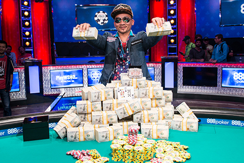 Người gốc Việt ở Mỹ vô địch giải World Poker trị giá 8 triệu USD - VnExpress